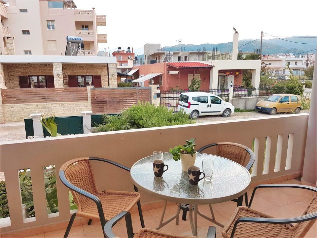 Emily' House Daire Kíssamos Dış mekan fotoğraf